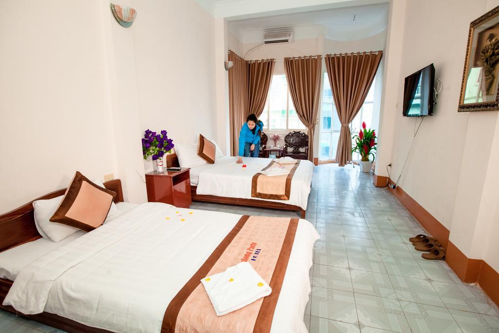 Halong Party Hostel Hạ Long Exterior foto